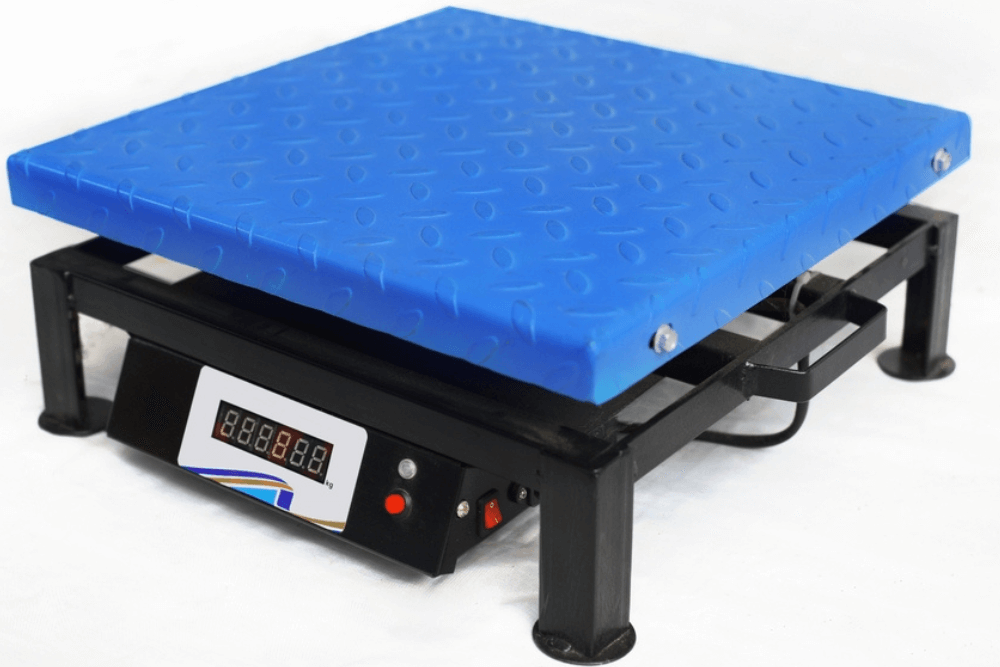 Digital weighing scale with a stainless steel surface